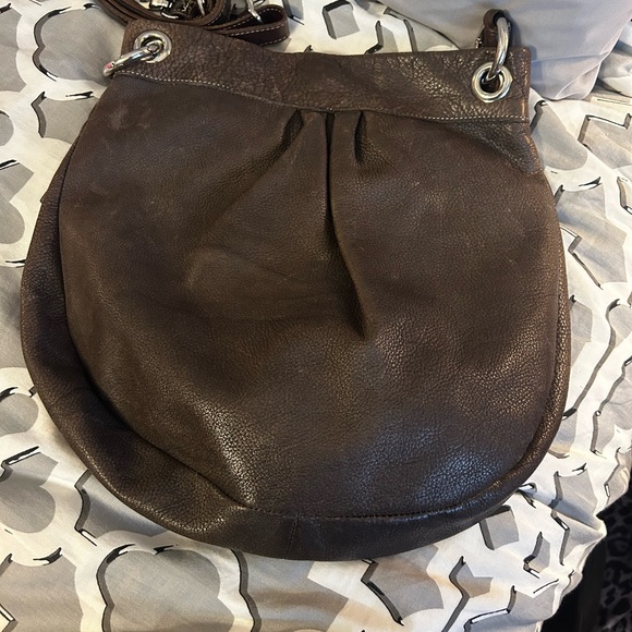 VGUC Roots Olivia brown leather bag - Picture 2 of 4